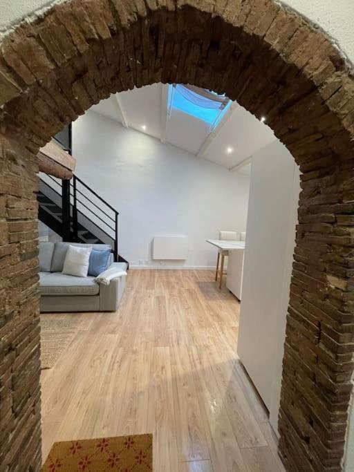 Ferienwohnung Duplex Sous Les Toits Riez Exterior foto