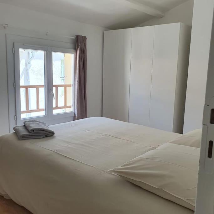 Ferienwohnung Duplex Sous Les Toits Riez Exterior foto